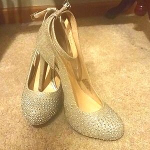 Jessica Simpson Wedding Bling Heels size 6.5